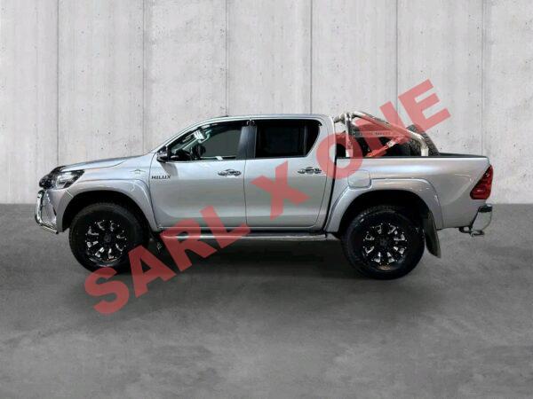 TOYOTA HILUX 2018 À VENDRE.      – Image 2