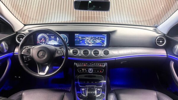 Mercedes-Benz Classe E 220d 4 MATIC 194 – Image 4