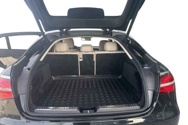 Mercedes-Benz GLC 350e – Image 14