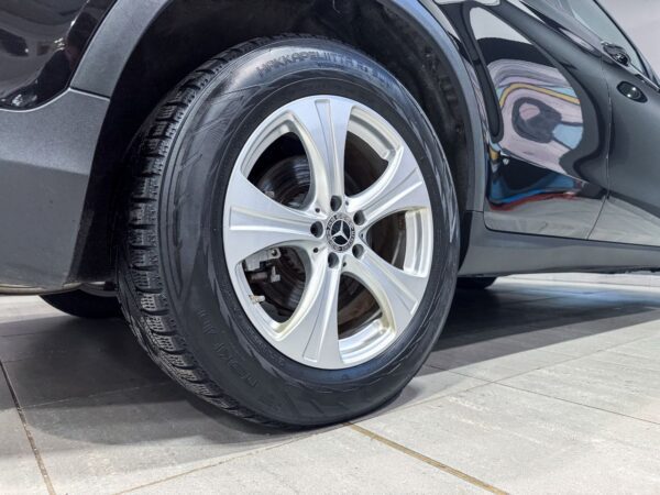 Mercedes-Benz GLC 350e 4MATIC – Image 10