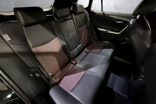 Toyota RAV4 hybride rechargeable – Image 13