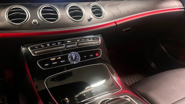 Mercedes-Benz Classe E 220d 4 MATIC 194 – Image 8