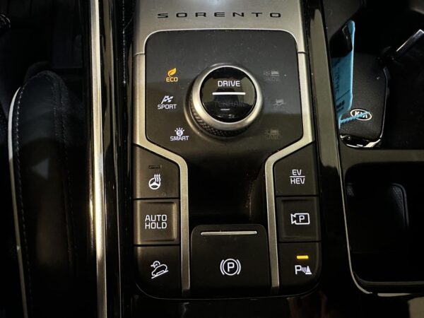 Kia Sorento 1.6 PHEV EXCLUSIVE AUT – Image 19