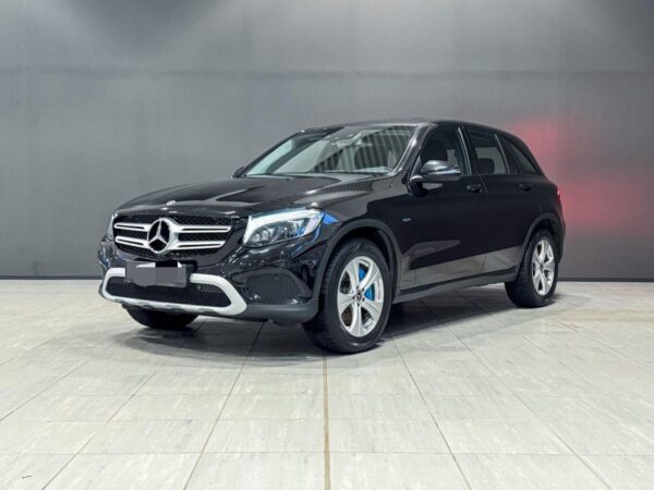 Mercedes-Benz GLC 350e 4MATIC – Image 2