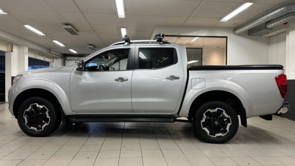 Nissan Navara 2.3 190 ch Préchauffage Diesel – Image 13