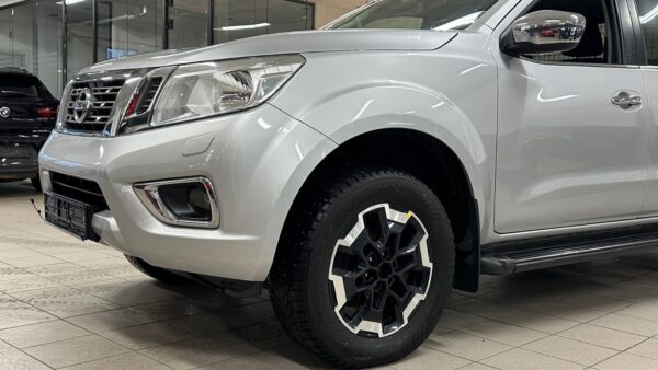 Nissan Navara 2.3 190 ch Préchauffage Diesel – Image 9