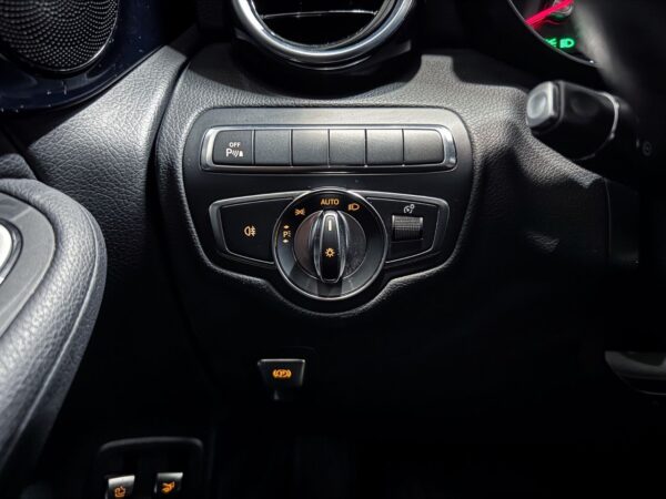 Mercedes-Benz GLC 350e 4MATIC – Image 26