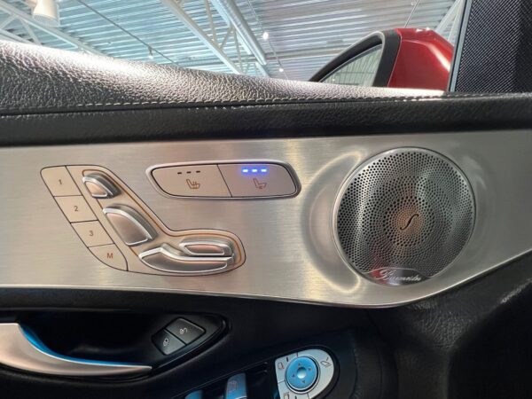 Mercedes-Benz GLC 350 E – Image 19