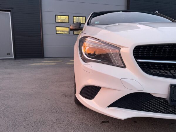 Mercedes-Benz CLA 180 – Image 18