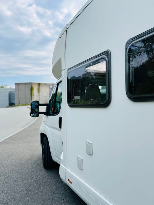 Eura Mobil Profila One 690 – Image 9