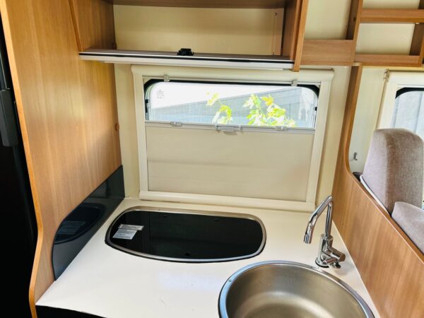 Eura Mobil Profila One 690 – Image 22