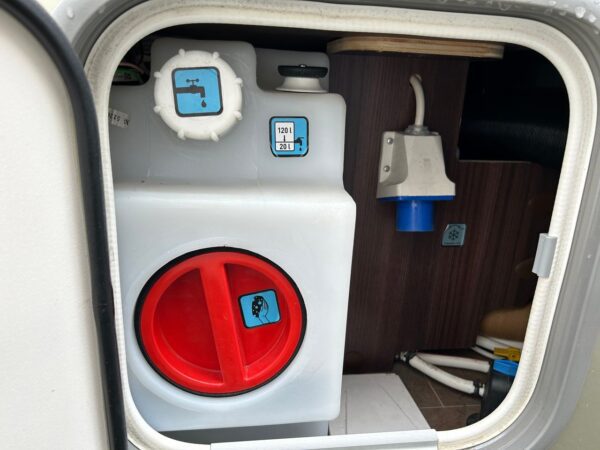Bürstner Nexxo T720 – Image 21