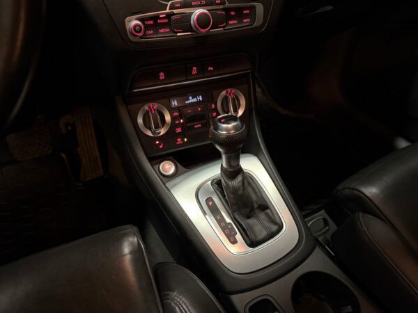 Audi Q3 2X S-LINE/2.0/177CH – Image 20