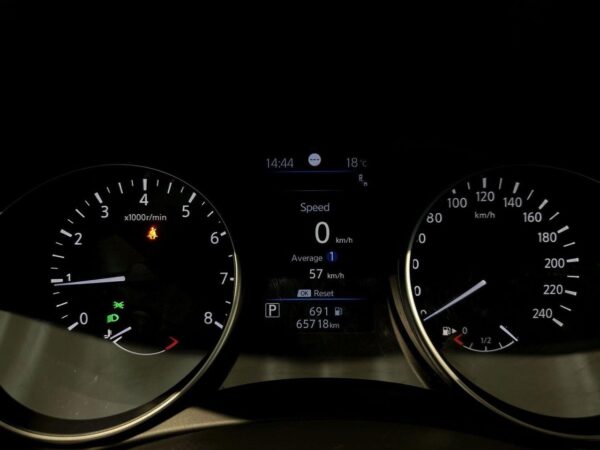 Nissan Qashqai 1.3 160HP DIG-T/Tekna – Image 9