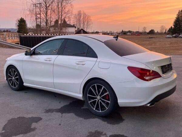 Mercedes-Benz CLA 180 – Image 7