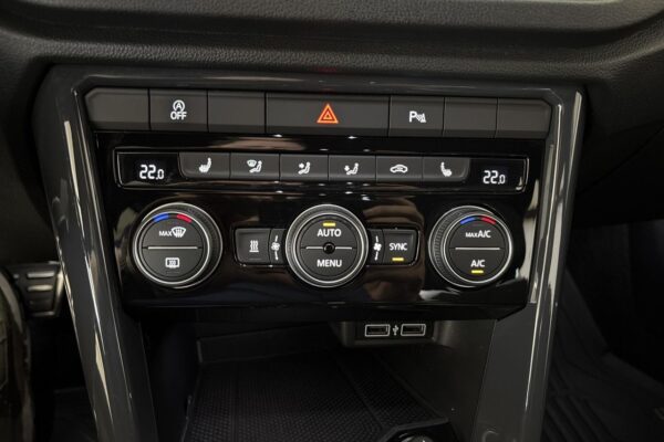 Volkswagen T-Roc sport 190 tsi – Image 12