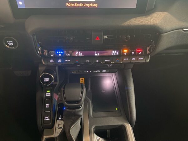 Toyota Land Cruiser 250(Prado) Executive – Image 14