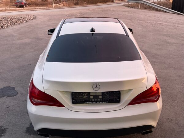 Mercedes-Benz CLA 180 – Image 9