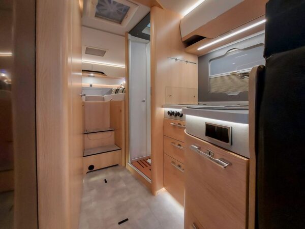 Hymer BMC I 680 Blackline – Image 12