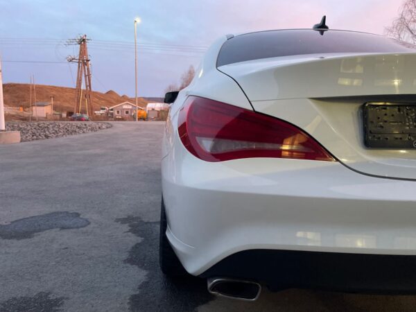 Mercedes-Benz CLA 180 – Image 19