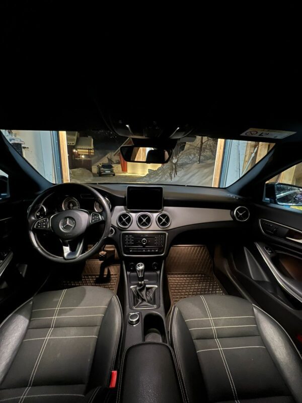Mercedes-Benz CLA 200 CDI – Image 11