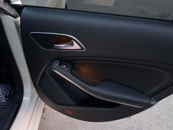 Mercedes-Benz CLA 180 – Image 36