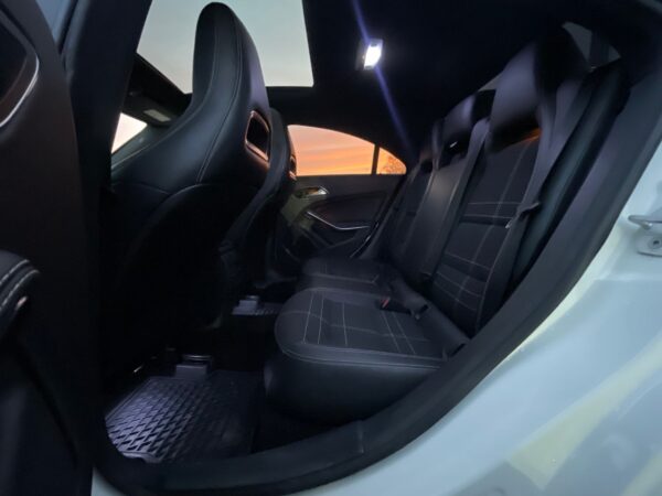 Mercedes-Benz CLA 180 – Image 34