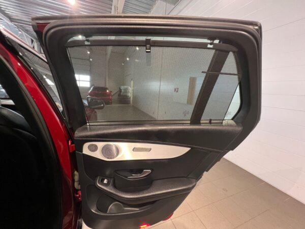 Mercedes-Benz GLC 350 E – Image 29