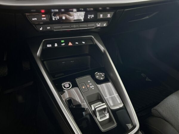 Audi A3 sb 40 tfsi e advanced – Image 13