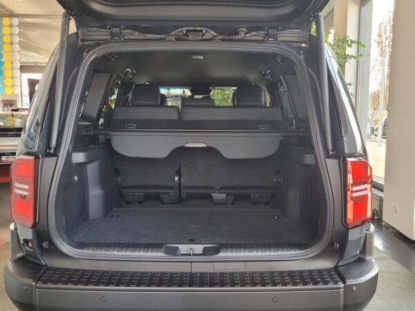 Toyota Land Cruiser 250(Prado) Executive – Image 5