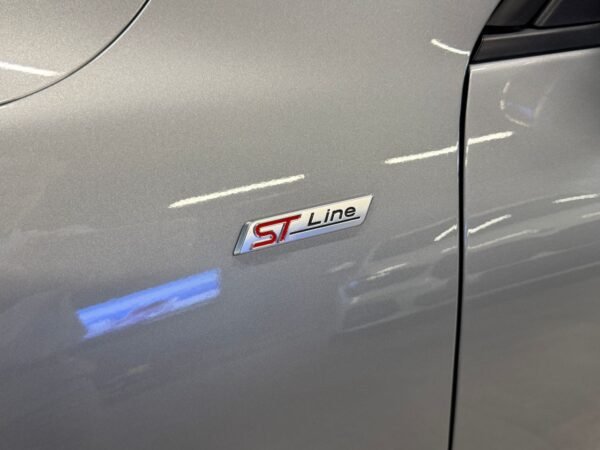 Ford Kuga ST-Line X 2021 – Image 10