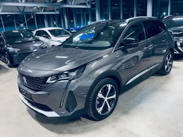 Modèle 2021 Peugoet 3008 avec 4x4 / Hybride et automatique