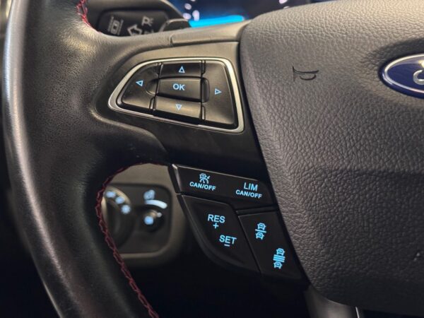 Ford Kuga TDCi 120 ch ST-Line Automatique – Image 20