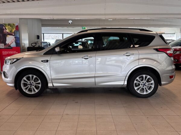 Ford Kuga TDCi 120 ch ST-Line Automatique – Image 2