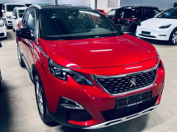 Modèle 2019 Peugeot 3008 avec 4x4 – Image 2