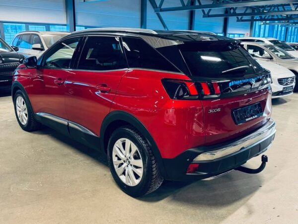 Modèle 2019 Peugeot 3008 avec 4x4 – Image 3