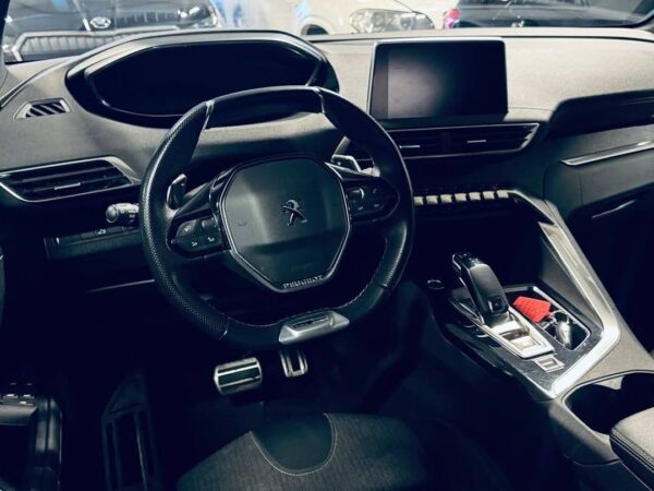 Modèle 2019 Peugeot 3008 avec 4x4 – Image 5