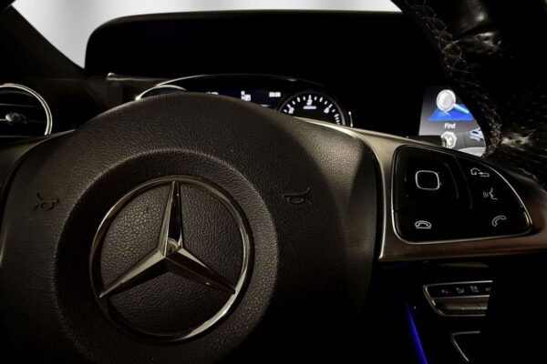 Mercedes-Benz E 220d de 194 ch – Image 25