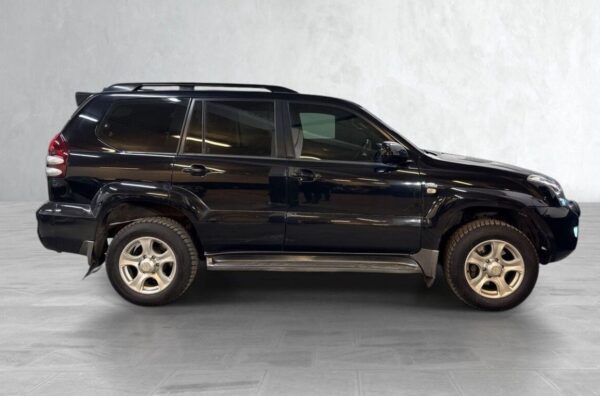 Toyota Land Cruiser – Image 7