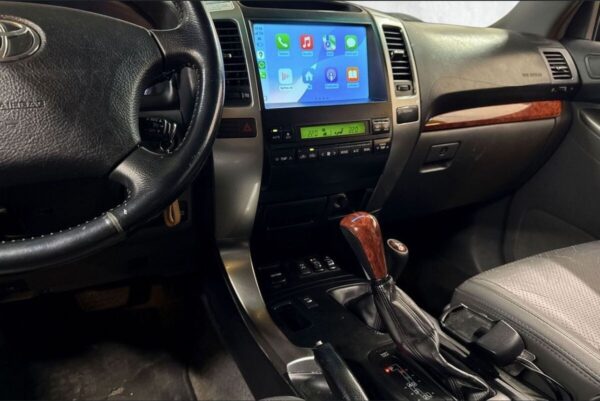 Toyota Land Cruiser – Image 18