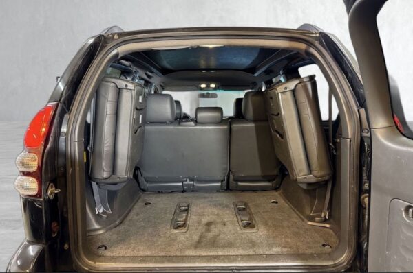 Toyota Land Cruiser – Image 19