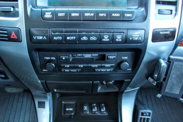 Toyota Land Cruiser 3.0D-4D 166 ch – Image 14