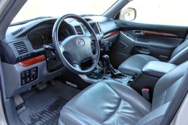Toyota Land Cruiser 3.0D-4D 166 ch – Image 9