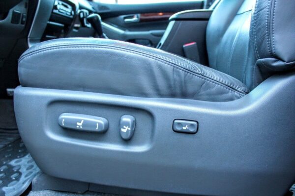 Toyota Land Cruiser 3.0D-4D 166 ch – Image 20