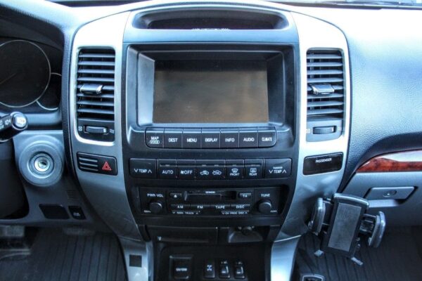 Toyota Land Cruiser 3.0D-4D 166 ch – Image 12