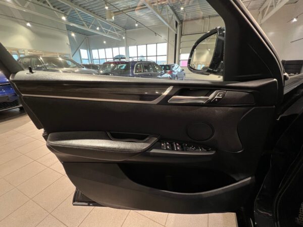 BMW X4 xDrive20d 163 ch M-Sport – Image 13