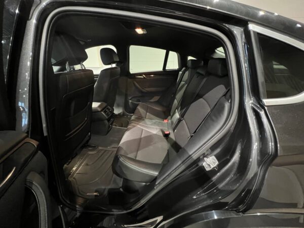 BMW X4 xDrive20d 163 ch M-Sport – Image 17