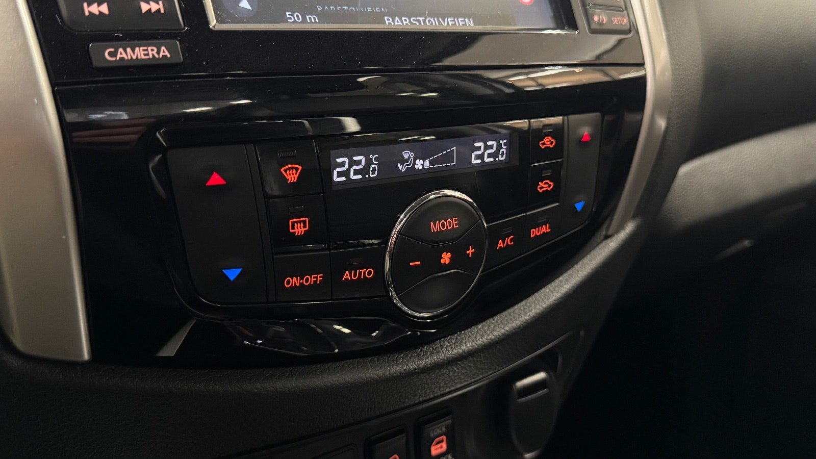Nissan Navara 2019 – Image 18