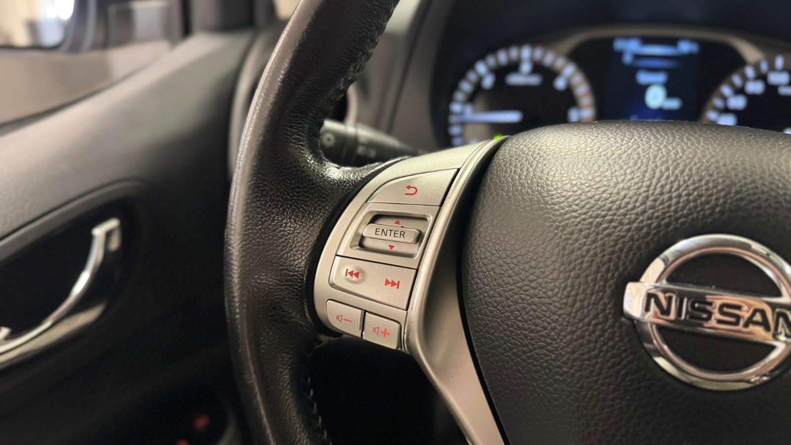 Nissan Navara 2019 – Image 11