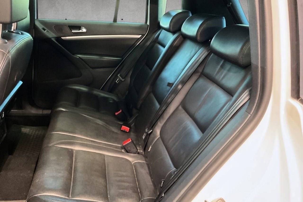 Volkswagen Tiguan 2.0 TDI R-Line – Image 12